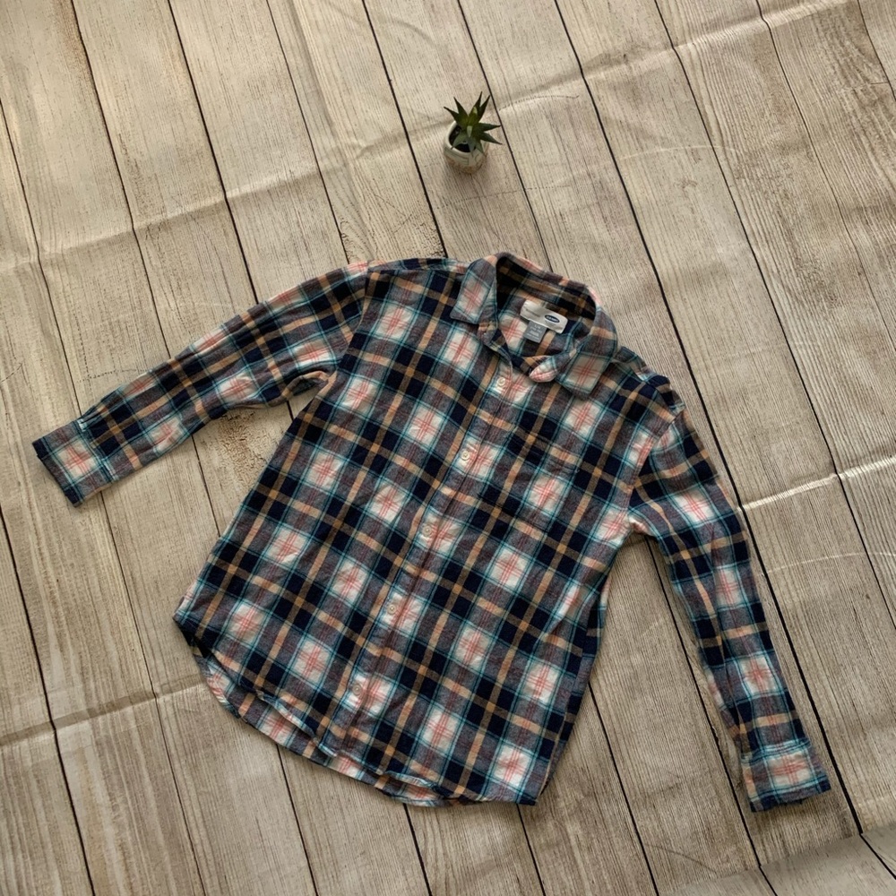 Kids plaid flannel long sleeve shirt